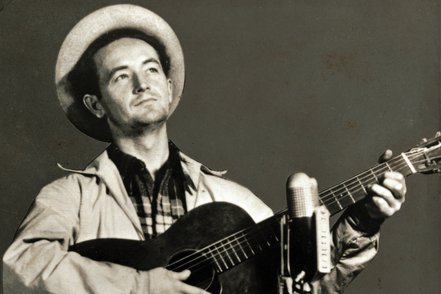 How Woody Guthrie Found Hope for America on the Banks of the Columbia