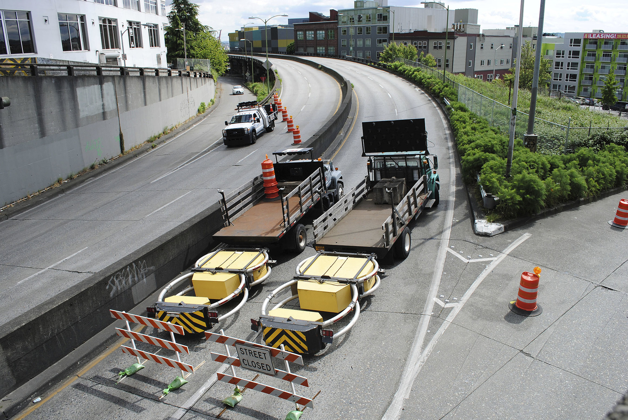 Highway 99 closure from the Battery Street Tunnel (May 2016). Photo by Lindsey Yamada