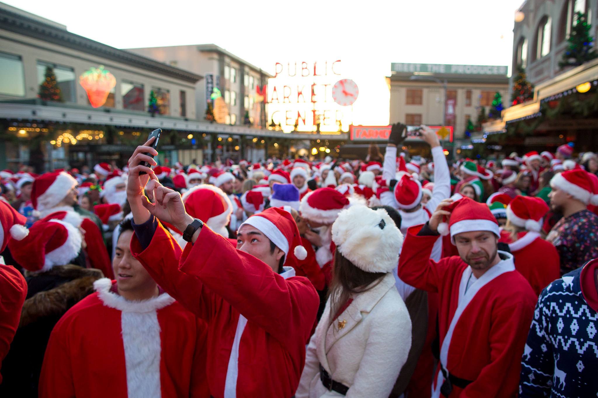 The Many Santas (And Frosties) Of SantaCon