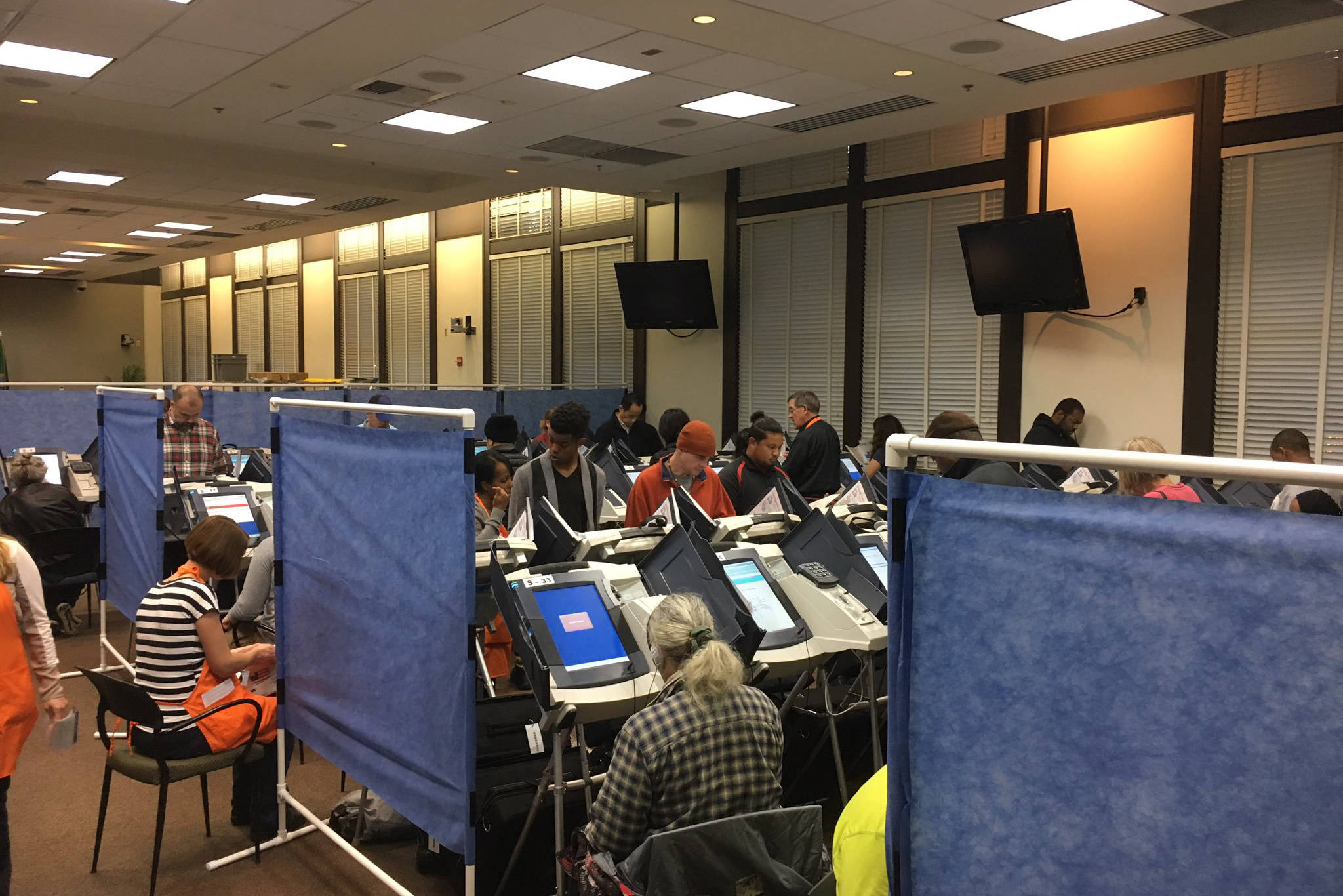 Voters cast ballots at Union Station. Photo by Daniel Person