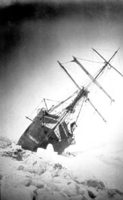 Hurley's photo of the ice-bound ship.