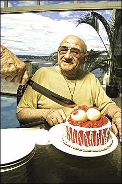 Frank Colacurcio Sr.: enjoying a slice of life.