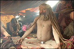 Shiv Raj Giri meditates in Naked in Ashes.