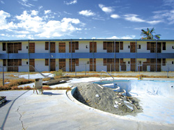 Western Edge, Meet Motor Hotel