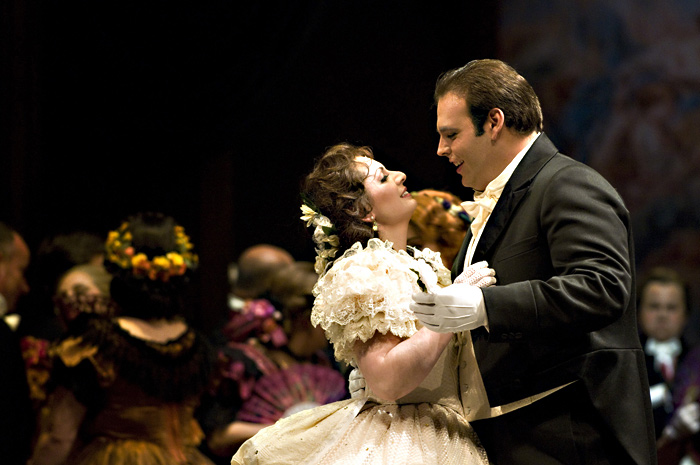 Focile does (or doesnt) want to surrender her freedom to Pittas.