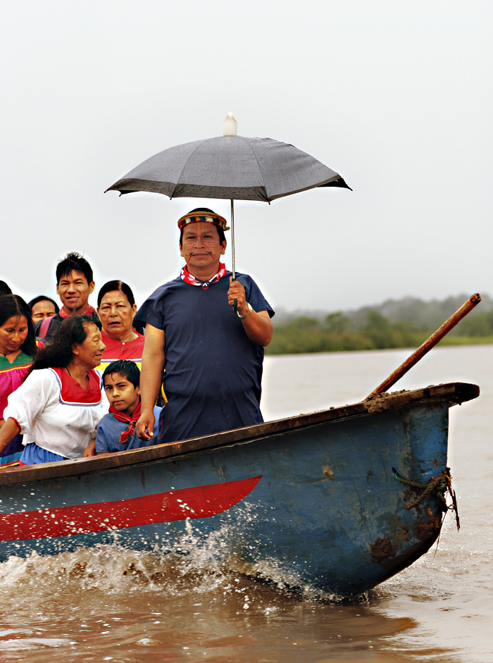 Members of the Cofán patrol the Aguarico River.