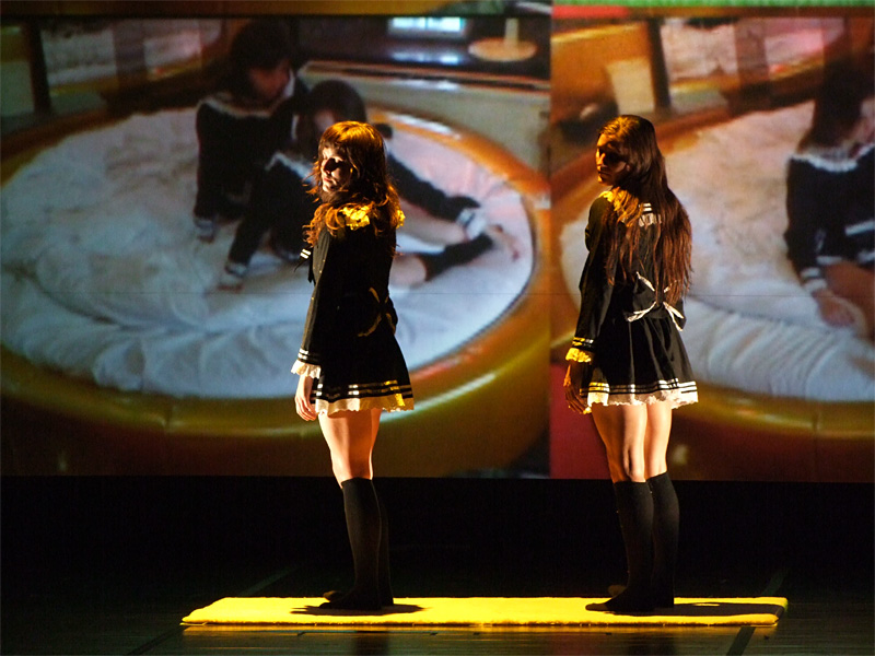 O'Neal (left) and Sandstrom watch movies while dancing at NWFF.