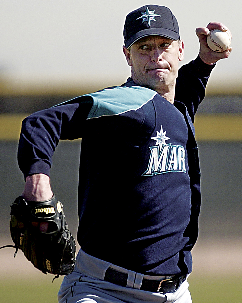 Moyer at Mariners spring training in 2006.