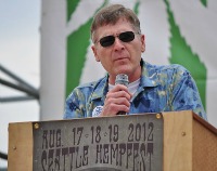 Pete Holmes at the 2012 HempfestPhoto by Joe Mabel/Creative Commons
