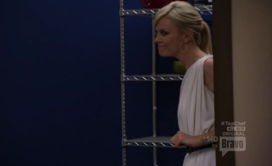 4. Maybe it was just me, but Season 9 guest judge Charlize Theron seemed reallllly into the show. Like, a little too into it. As in, coming backstage to visit the chefs and gush over them and offer up her hot tub for their use anytime. Okay, that's not totally true. She didn't gush thaaaaat much.