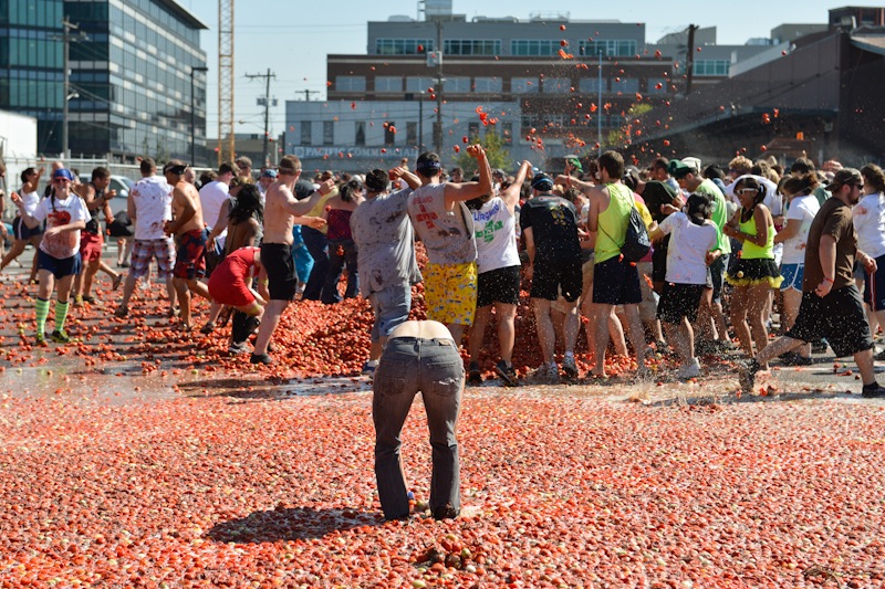 Those not afraid of seeing how catsup gets made converged at Pyramid