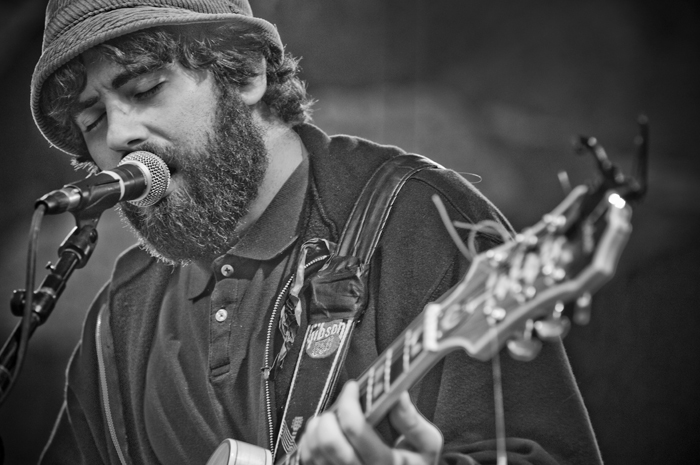 "It took a few songs before the Moondoggies really caught their stride