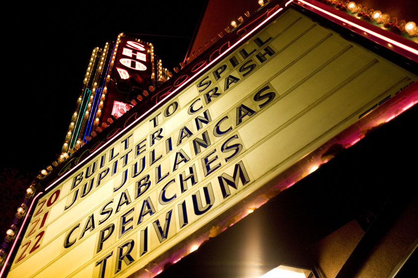 Built To Spill played a sold out show at The Showbox Market on Friday night.