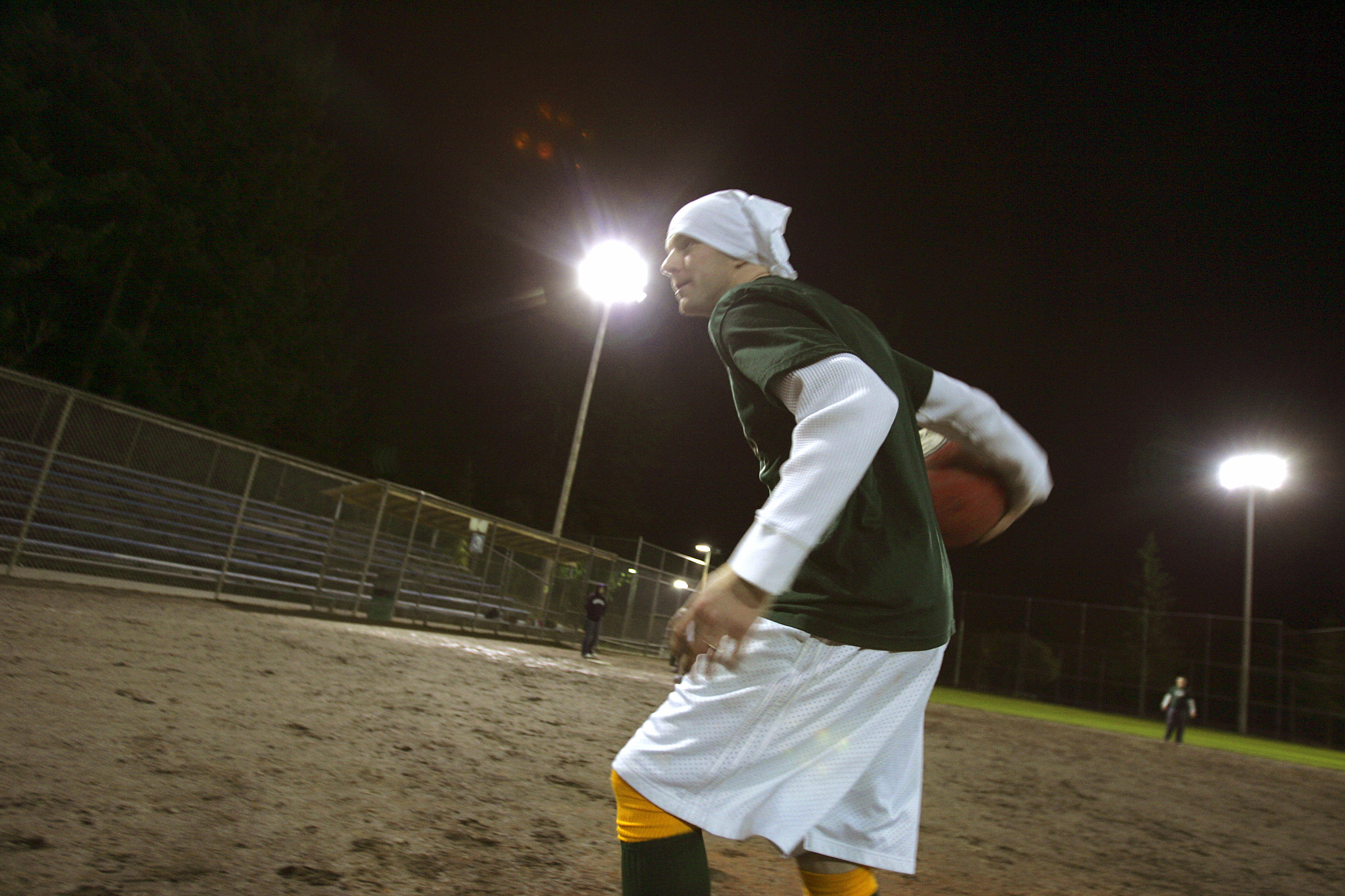 Underdog Sports Leagues Kick Ball for adults during a game on Wednesday, March 21, 2007. (Photos by Kevin P. Casey/Seattle Weekly)