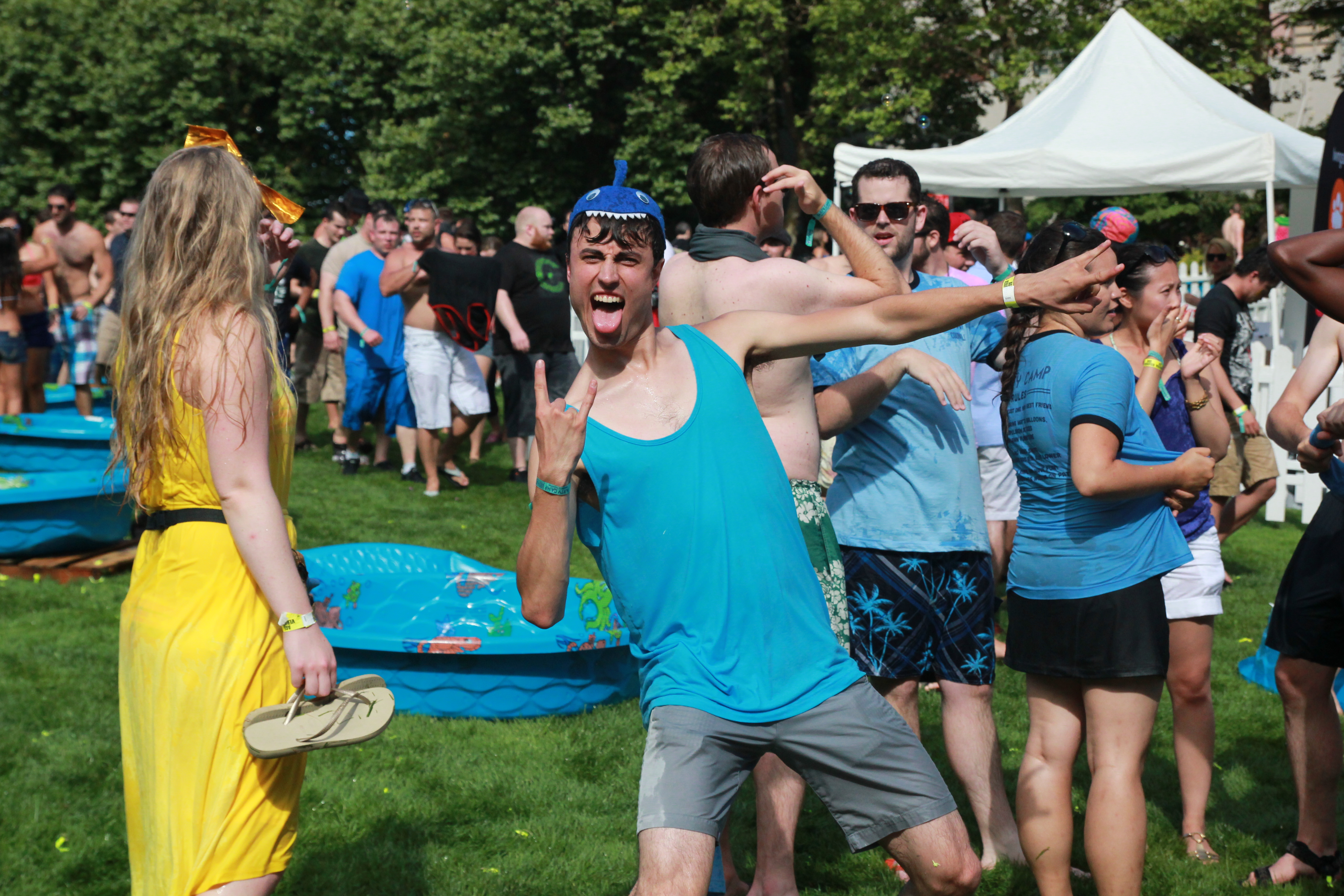 According to the trivia guardians at Guinness World Records, over 11,000 Kentuckians