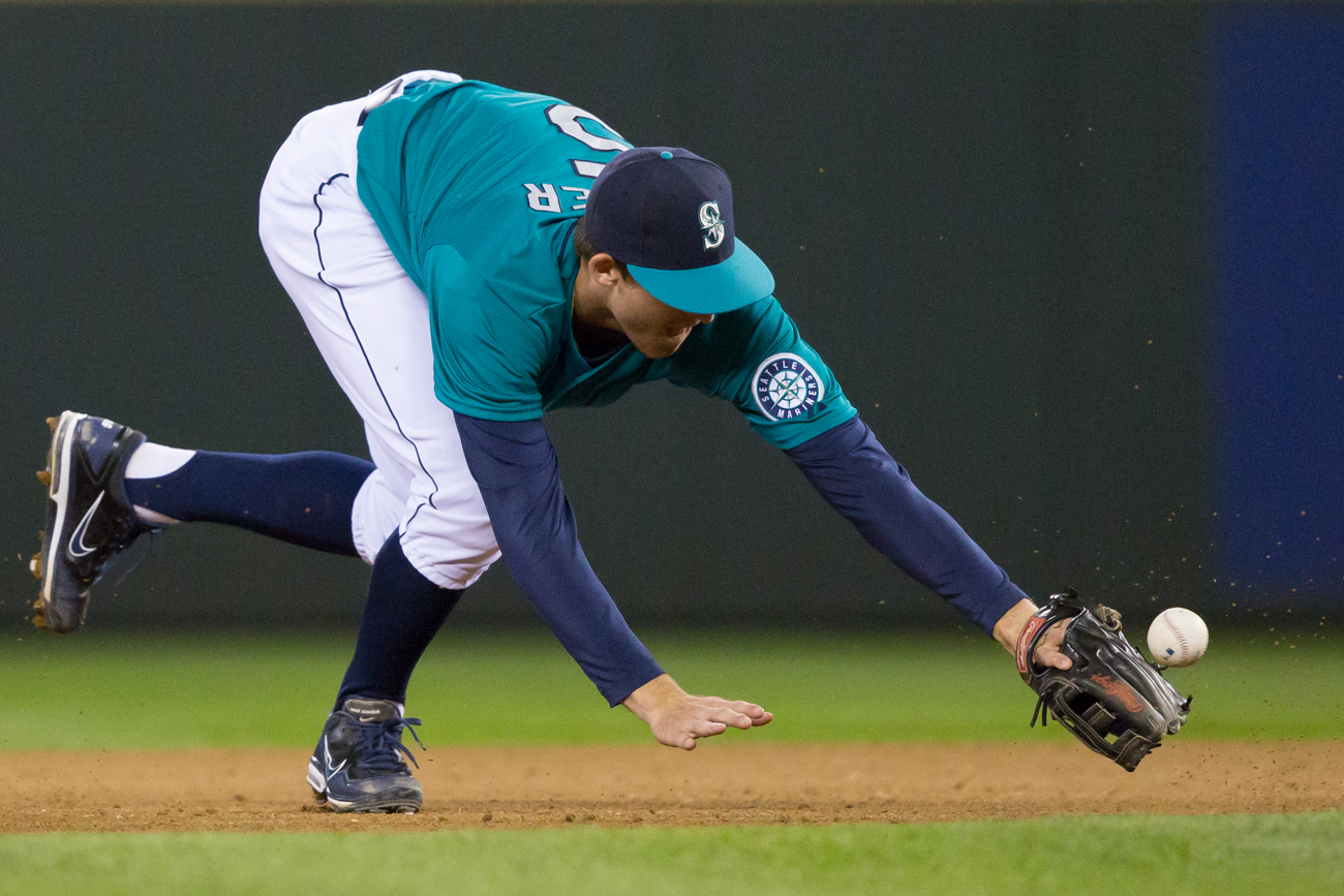 The sounds of Mariner baseball are in the air—a swing and a