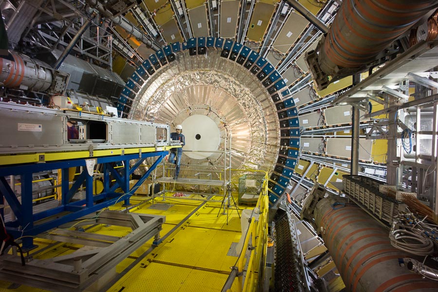 Heinz Pernegger/CERN/particlefever.com