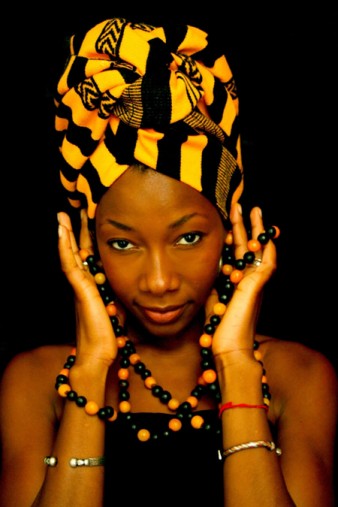 Fatoumata Diawara’s biography reads like something from a movie: After refusing to