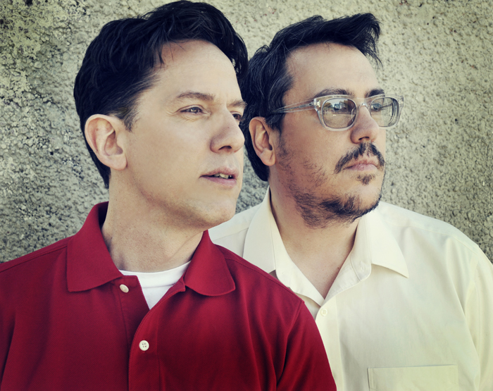 Linnell (left) and Flansburgh.theymightbegiants.com