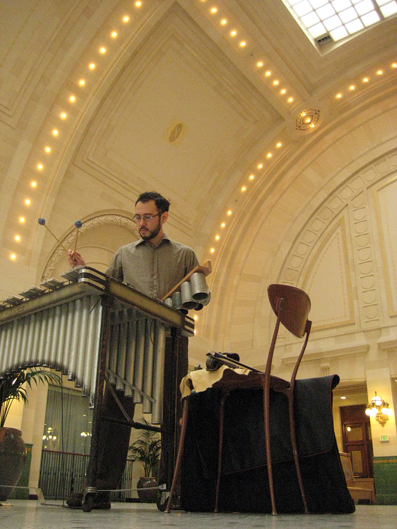 Kikuchi in the Great Hall: Music to catch trains by.