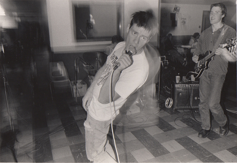 Calvin Johnson, with Beat Happening, in Chicago in 1988.