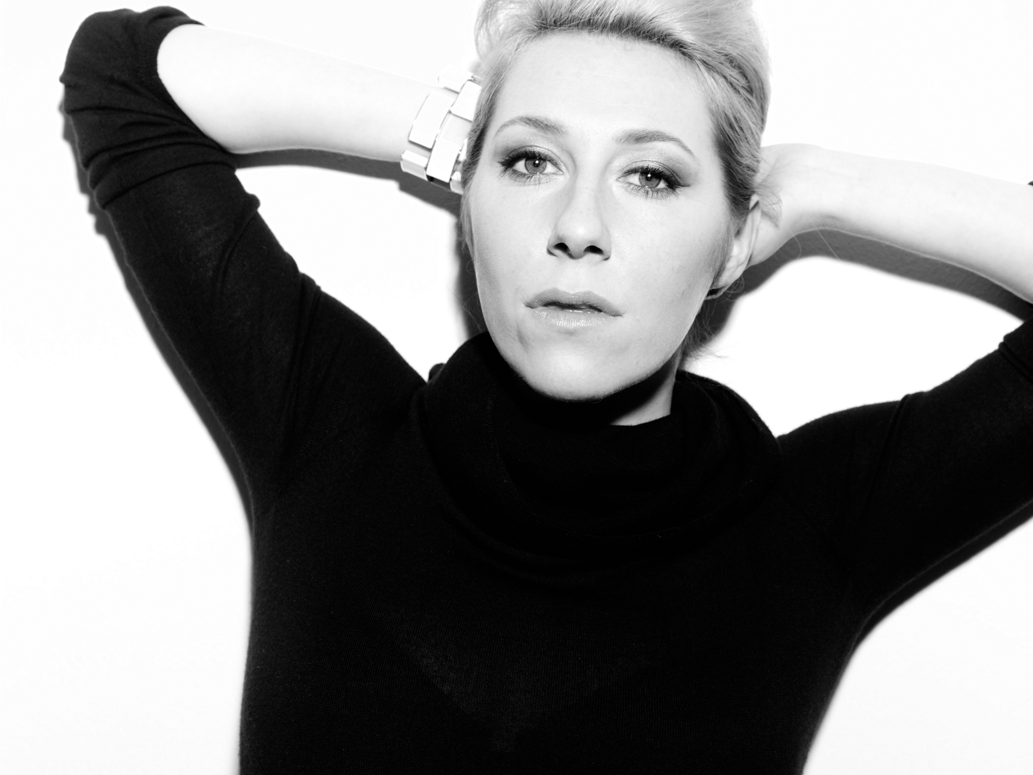 Martha Wainwright brings her bloody motherfucking show to the Tractor on Wednesday.