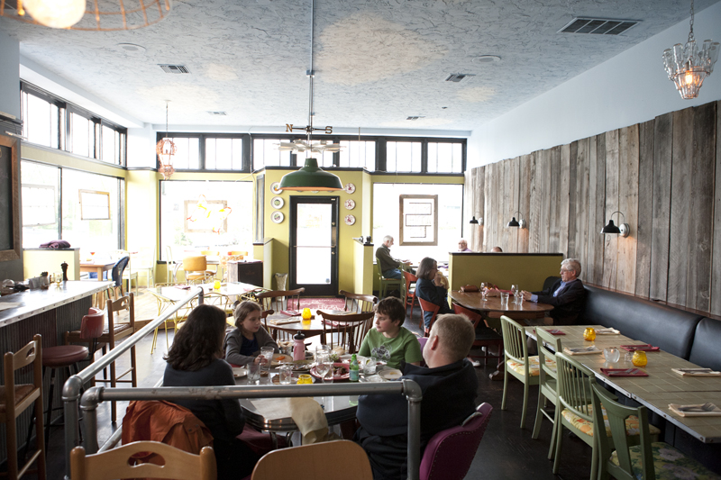 "Zephyr Paquette's Skelly and the Bean forces eaters to rethink what