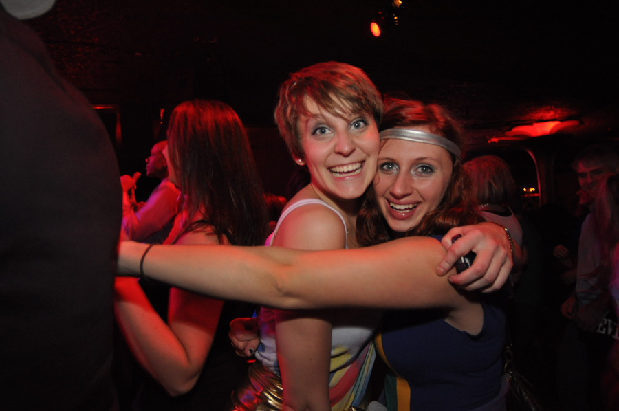 Even before the bands started, there was already a fully fledged dance party in the front of the crowd to the sounds of DJ Indica Jones.