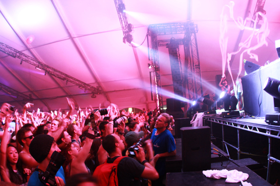 Girl Talk finds an interesting use for a leaf blower.