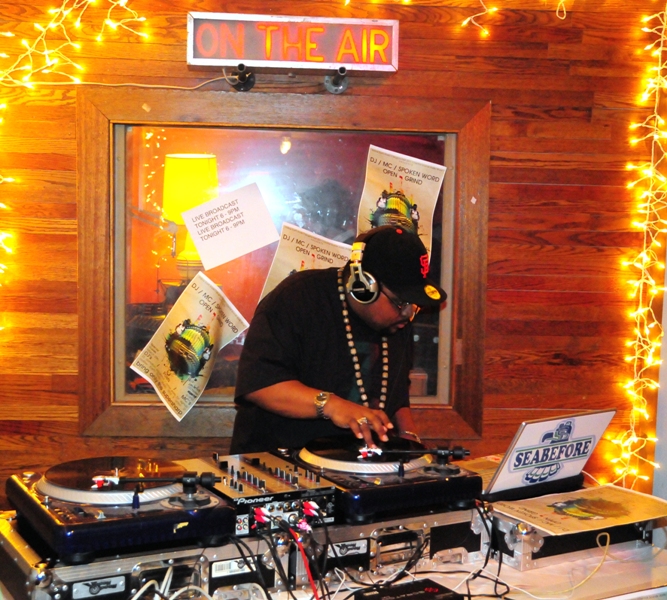 The folks at Hollow Earth Radio are hosting the month-long Magma Festival