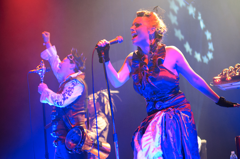 Devotees of the steampunk way o' life gathered together in SODO to