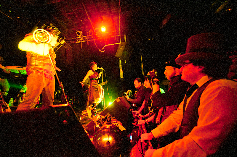 Devotees of the steampunk way o' life gathered together in SODO to