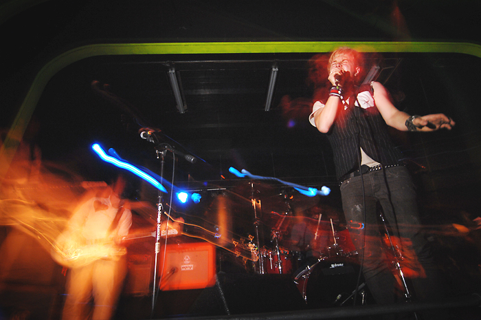 Jaguar Love plays The Paramount with Queens of the Stone Age on