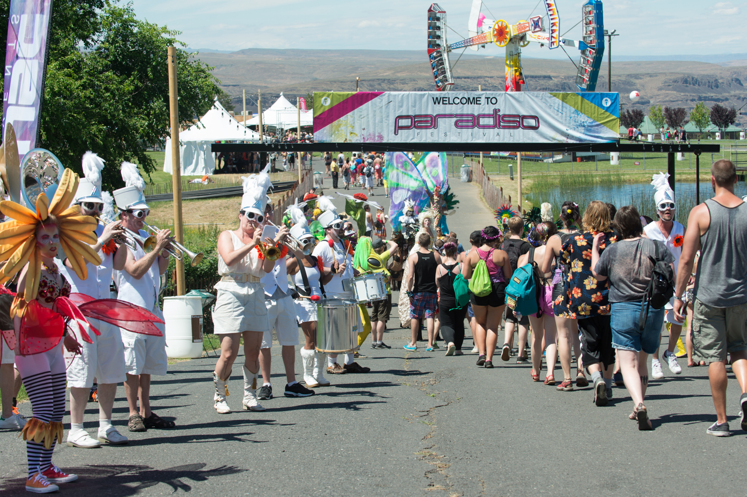 Photographer Chona Kasinger humped it over to the Gorge this weekend to