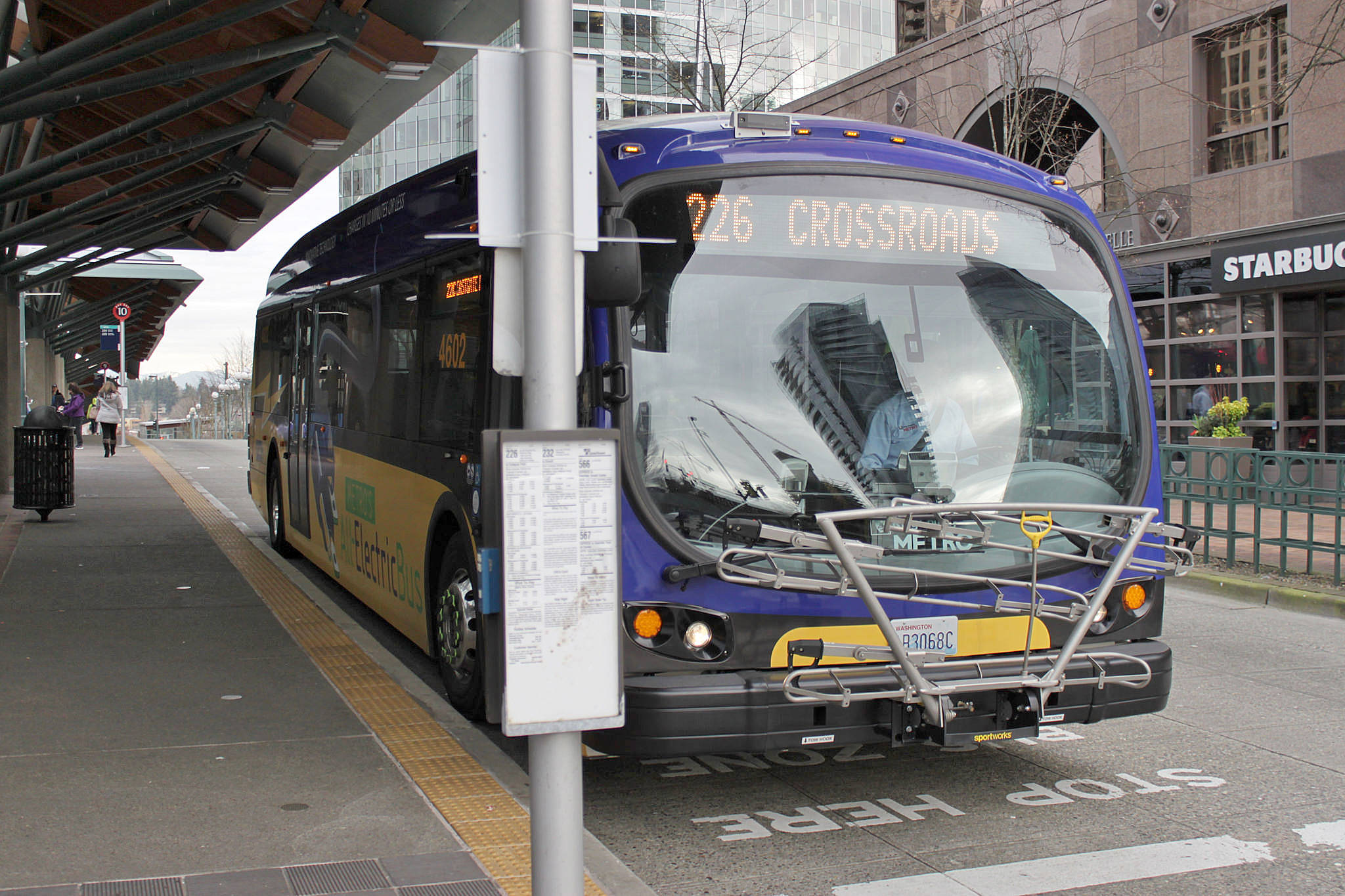 While King County Metro has been testing out several trial electric buses since since 2016, the agency aims to have a fully electric bus fleet by 2040. Photo by SounderBruce/Flickr