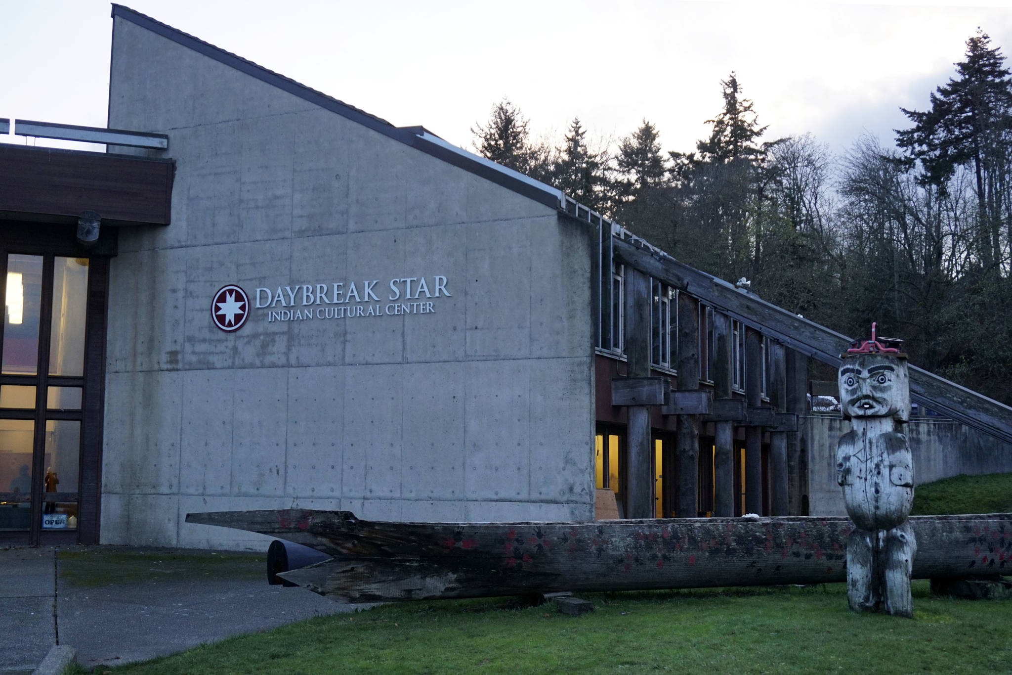 Members of the Tlingit and Haida Washington Chapter held a meeting between the Washington State Patrol and urban indigenous organizations on December 21, 2018 at Seattle’s Daybreak Star Indian Cultural Center. Photo by Melissa Hellmann