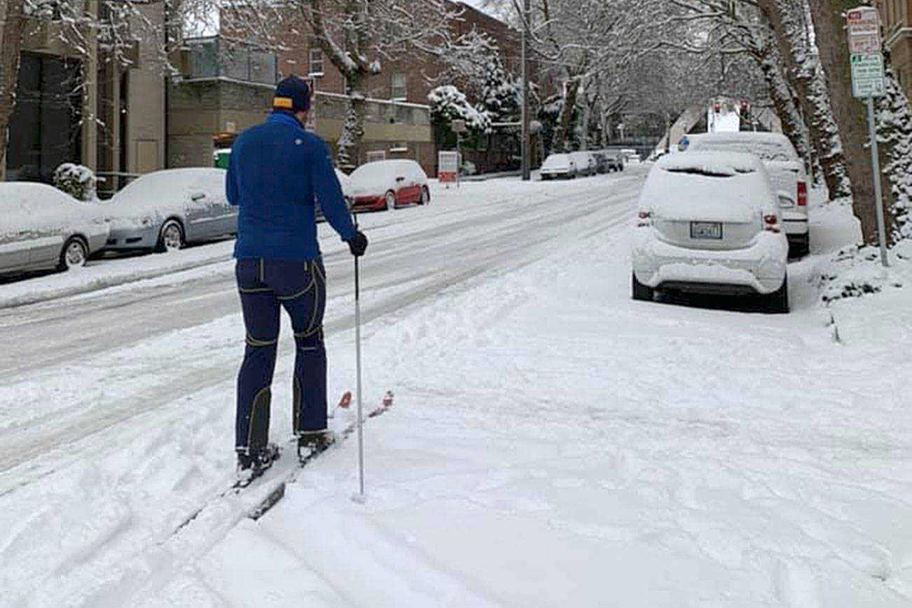 141 Inches And Counting Record Breaking Snow Pounds King County