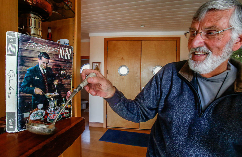 Former TV chef Graham Kerr has a different message now | Seattle Weekly