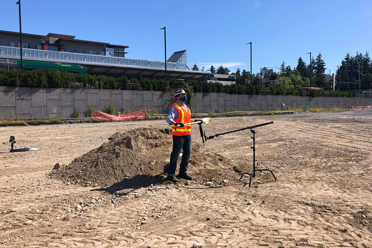 Sound Transit CEO Peter Rogoff breaks ground on Federal Way Link Extension project. Courtesy photo