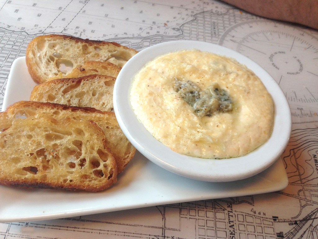 The broiled-mussel dip disappoints. Photo by Nicole Sprinkle
