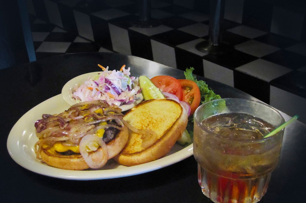 Try These Uncommon Food and Drink Pairings