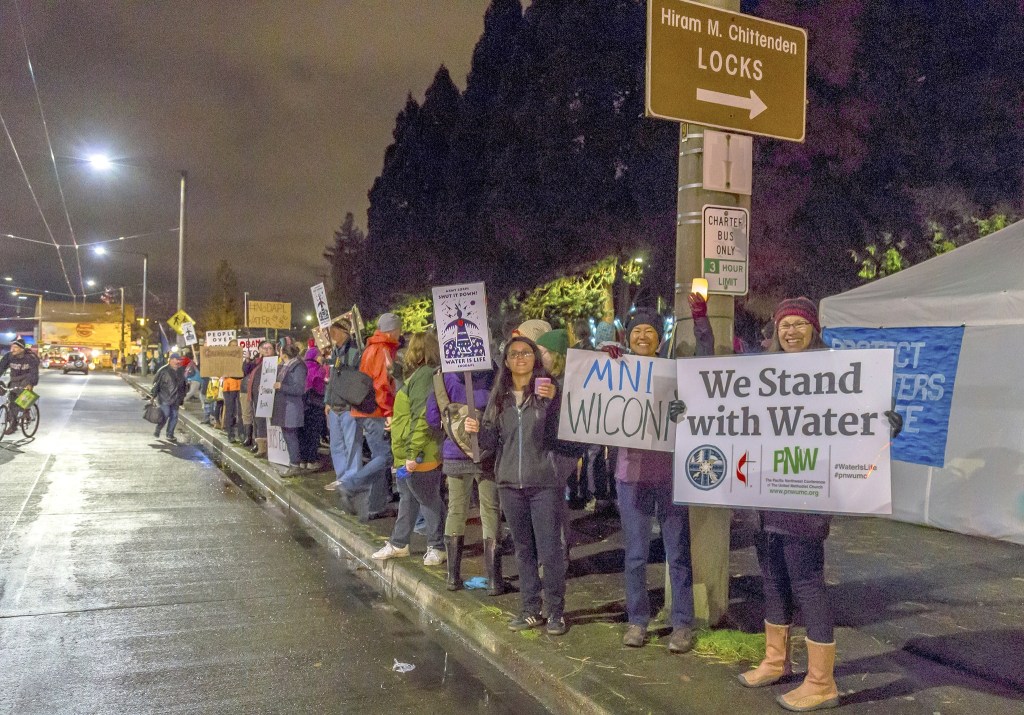 A protest over Standing Rock at the Locks. Photo by John Duffy