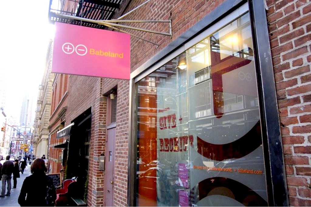 Where to Shop on the Hill for the Holidays