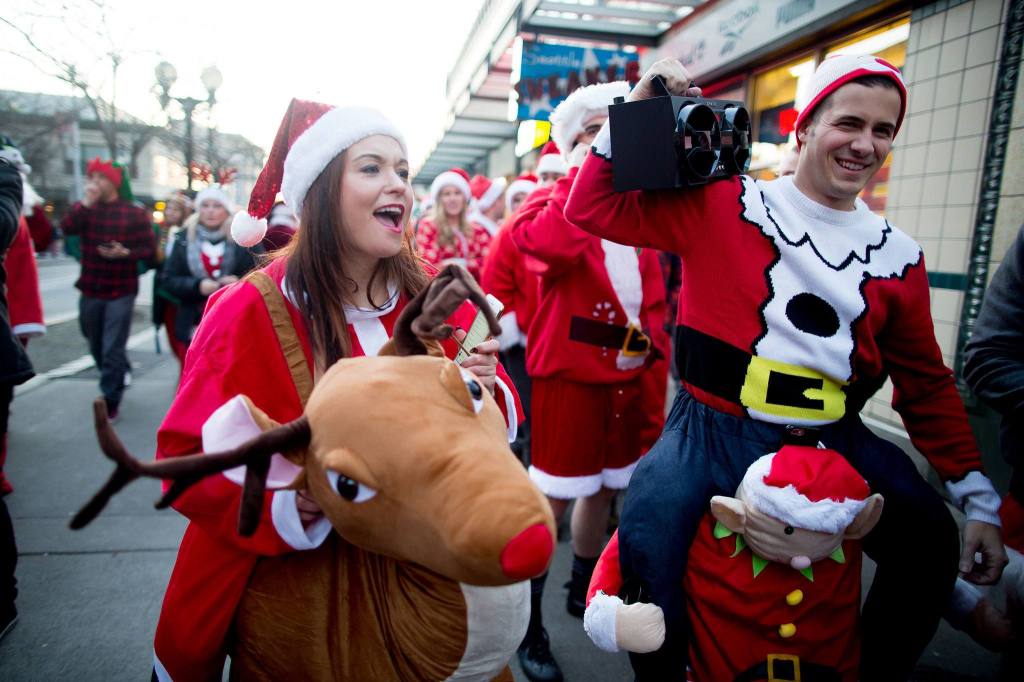 The Many Santas (And Frosties) Of SantaCon
