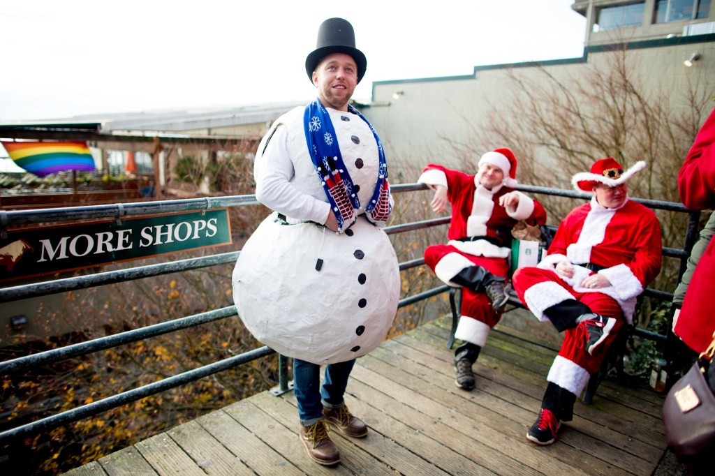 The Many Santas (And Frosties) Of SantaCon