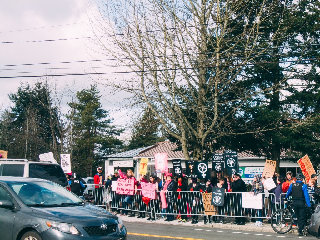 GIFs From Kent’s Planned Parenthood Protest Face-Off