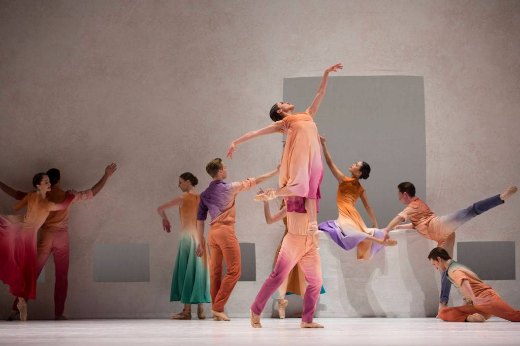 Dancers in Jessica Lang&rsquo;s &ldquo;Her Door to the Sky.&rdquo; Photo by Angela Sterling