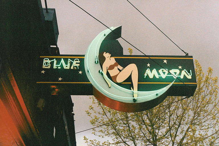 Blue Moon Celebrates 83 Years of Community, Beer, and Song