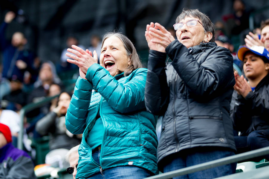 Fans liked what they saw Monday.