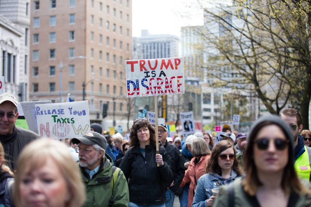 ‘We Care and We’re Aware’: More than 1,000 March Demanding Trump’s Tax Returns